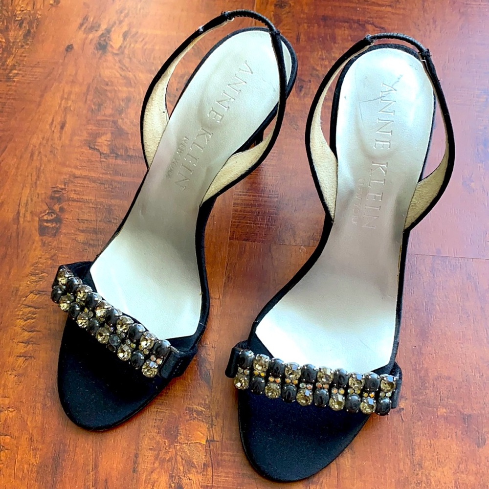 Anne Klein black heels